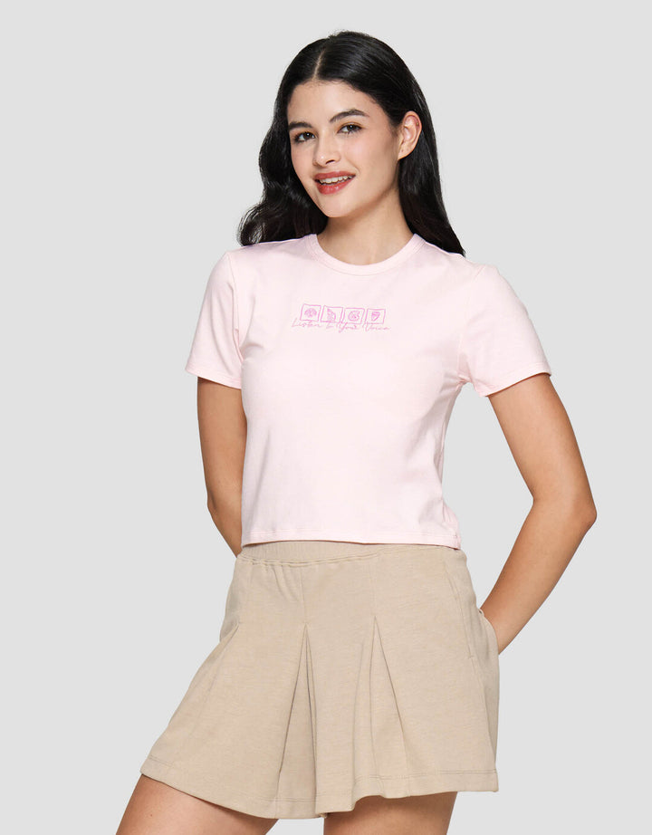 Nevada Listen To Your Voice Kaos Lengan Pendek Wanita