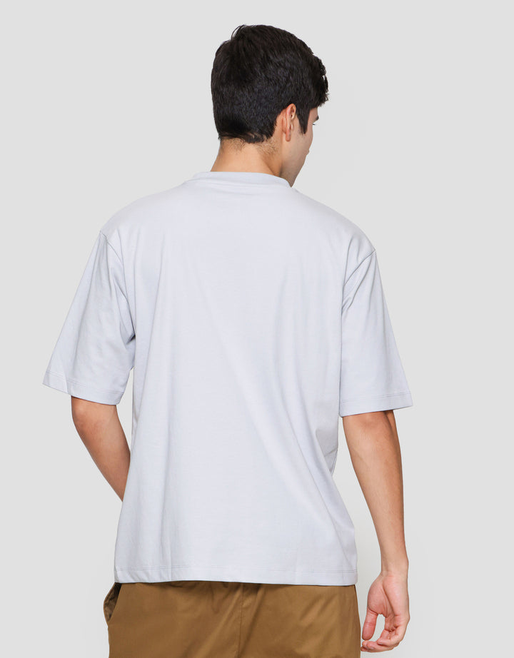 Suko Oversized Graphic Disney Kaos Lengan Pendek Pria