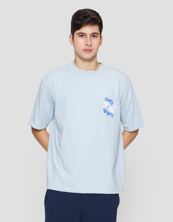 Suko Oversized Graphic Kerah Bulat Kaos Pria