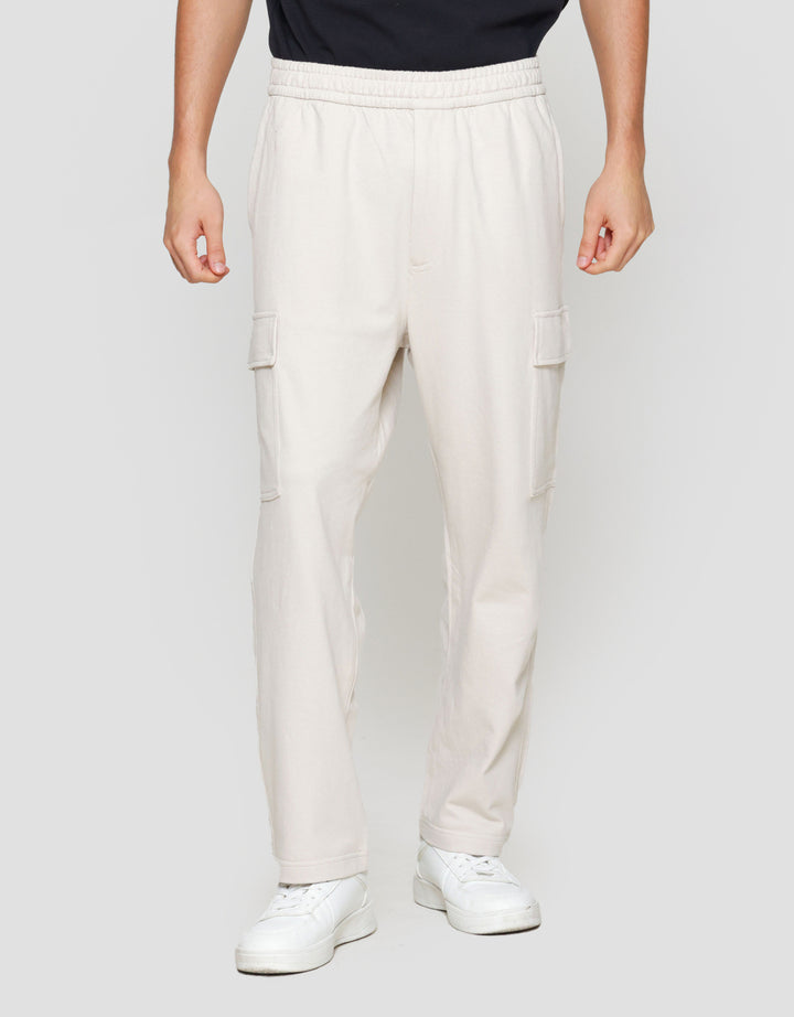 Suko Jersey Celana Kargo Pria