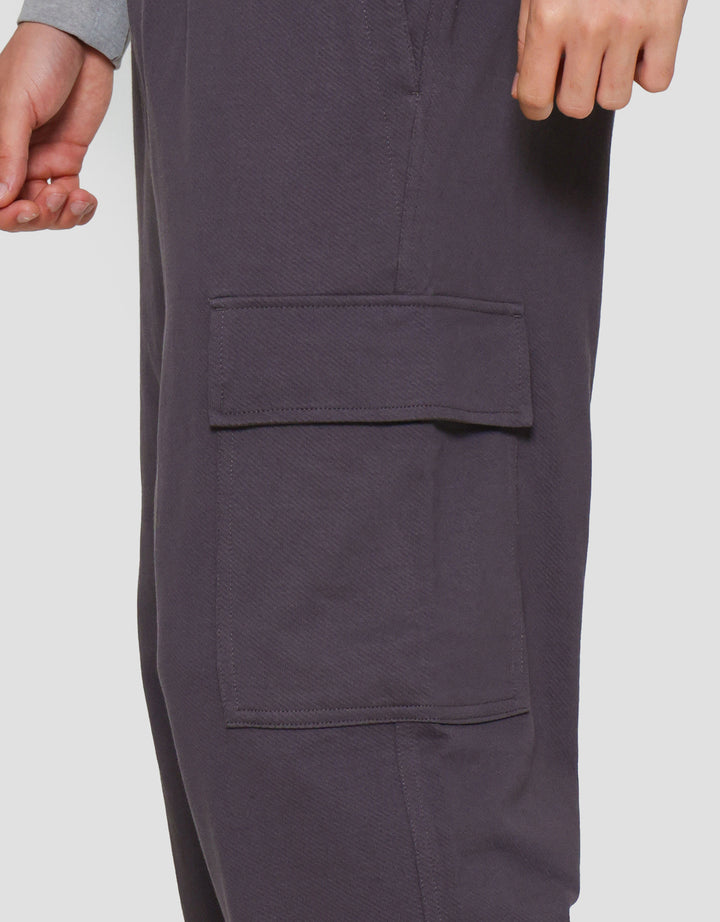 Suko Jersey Celana Kargo Pria