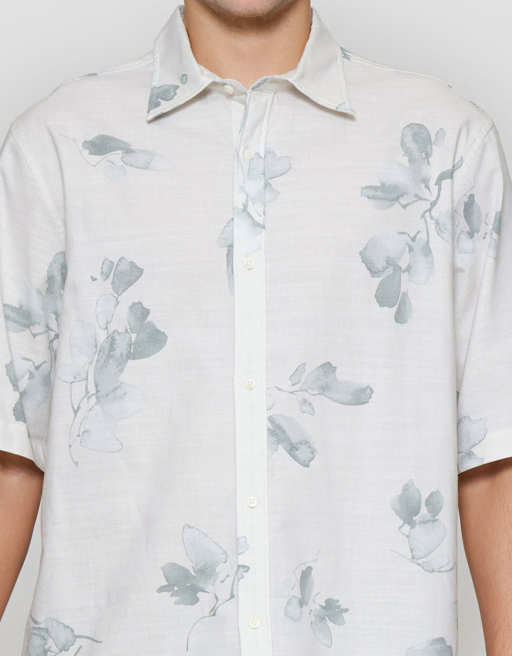 Suko Kemeja Motif Print Kemeja Lengan Pendek Pria