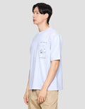 Suko Oversized Graphic Pocket Kerah Bulat Kaos Lengan Pendek Pria