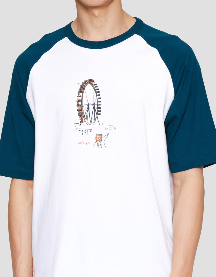 Suko Graphic Raglan Kerah Bulat Kaos Lengan Pendek Pria