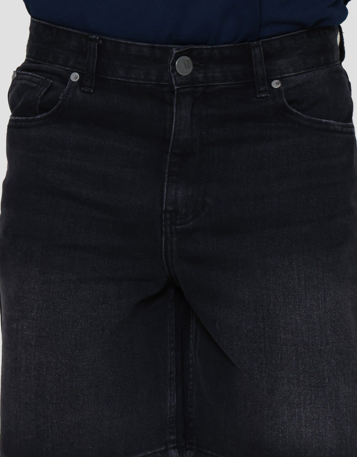 Nevada Regular Basic Celana Pendek Denim Pria