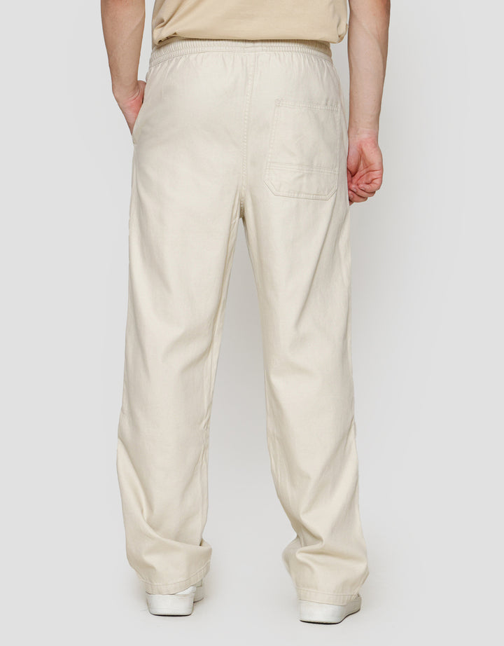 Nevada Woven Pull On Twill Seven Celana Panjang Pria