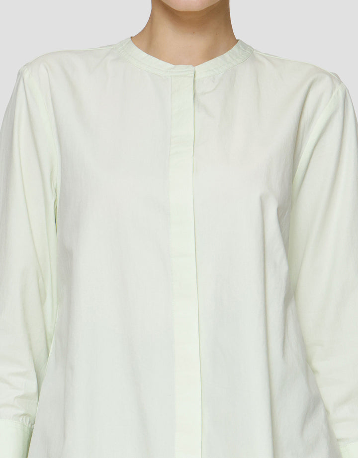 St. Yves Relaxed Cotton Boxy Top Kemeja Lengan Panjang Wanita