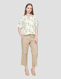 St. Yves Floral Flowy Collared Blouse Wanita