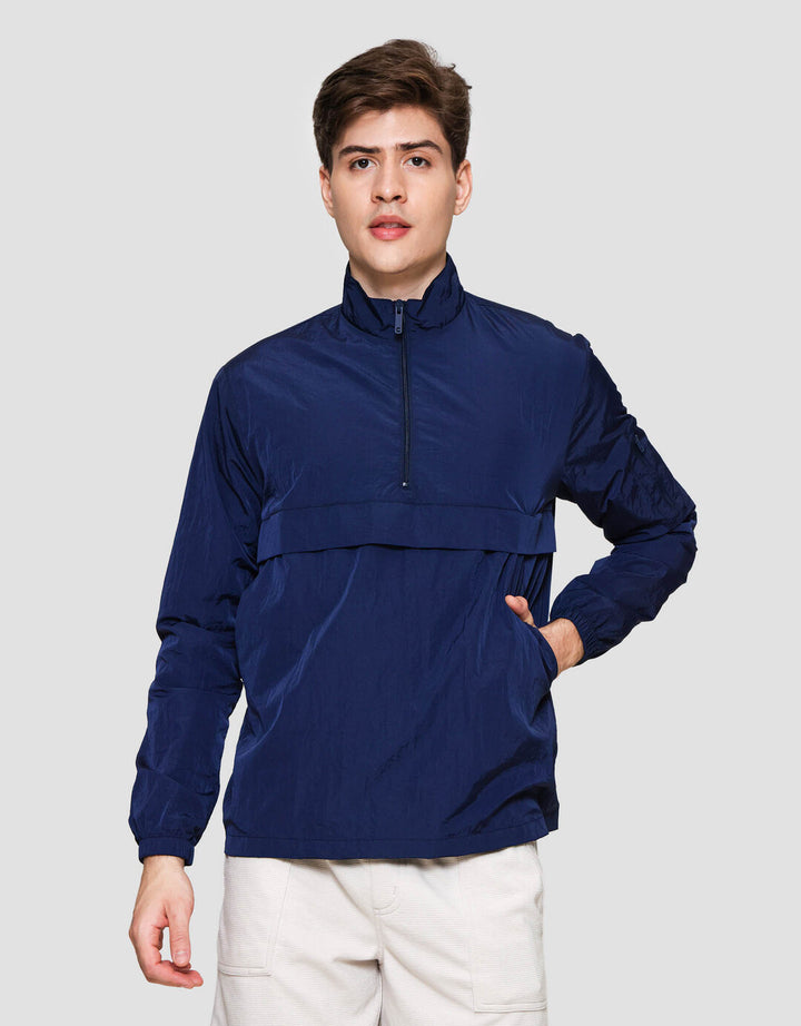 Cole Micro Crinckle Halfzipper Jaket Pria