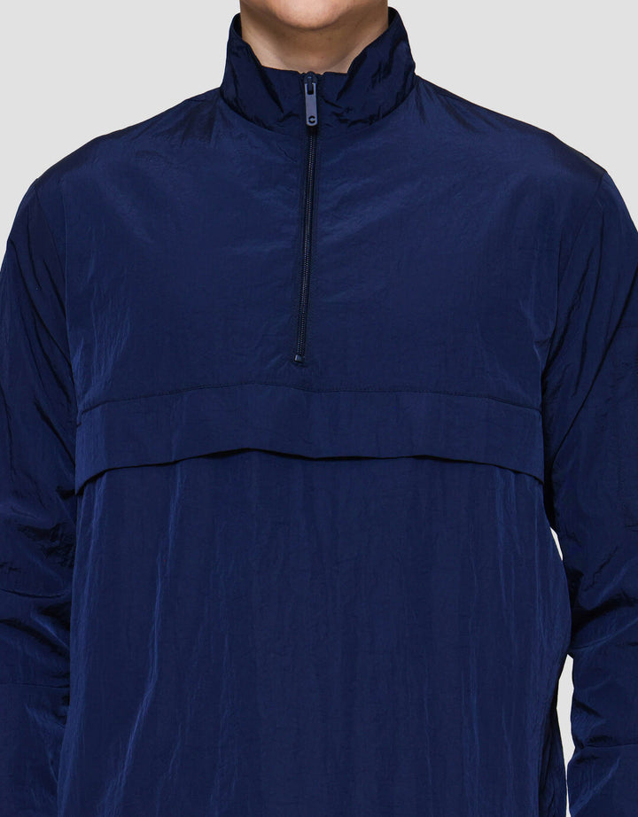 Cole Micro Crinckle Halfzipper Jaket Pria