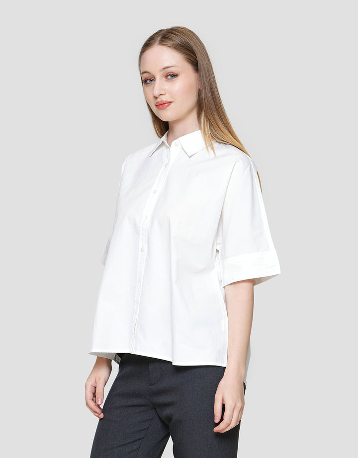 St. Yves Relaxed Cotton Boxy Kemeja Wanita