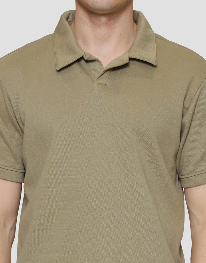 Cole Solid Pique Interlock Vneck Polo Pria