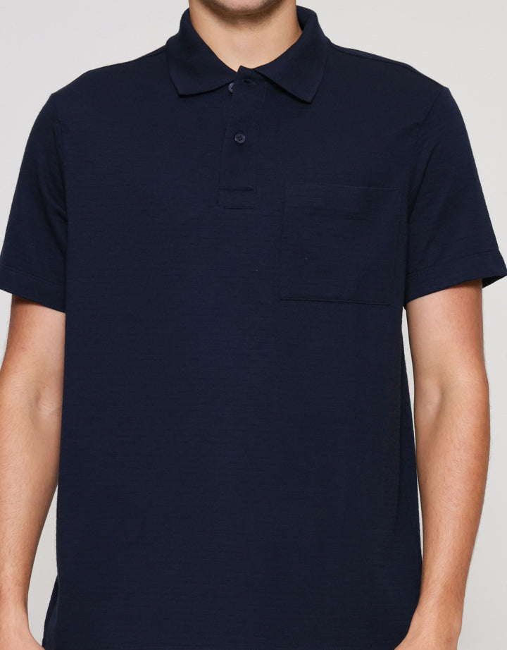 Cole Solid Texture Repeat Pocket Polo Lengan Pendek Pria