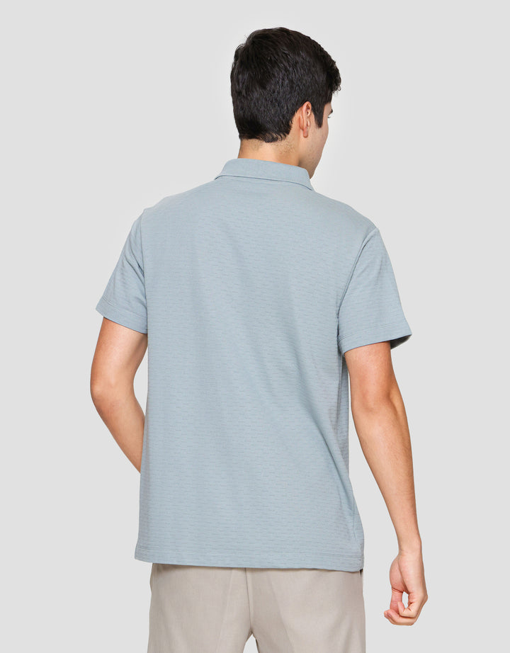 Cole Solid Texture Repeat Pocket Polo Lengan Pendek Pria