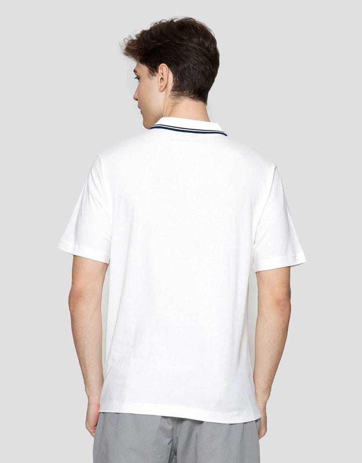 Cole Stripe Hd Print On Chest Kaos Polo Pria
