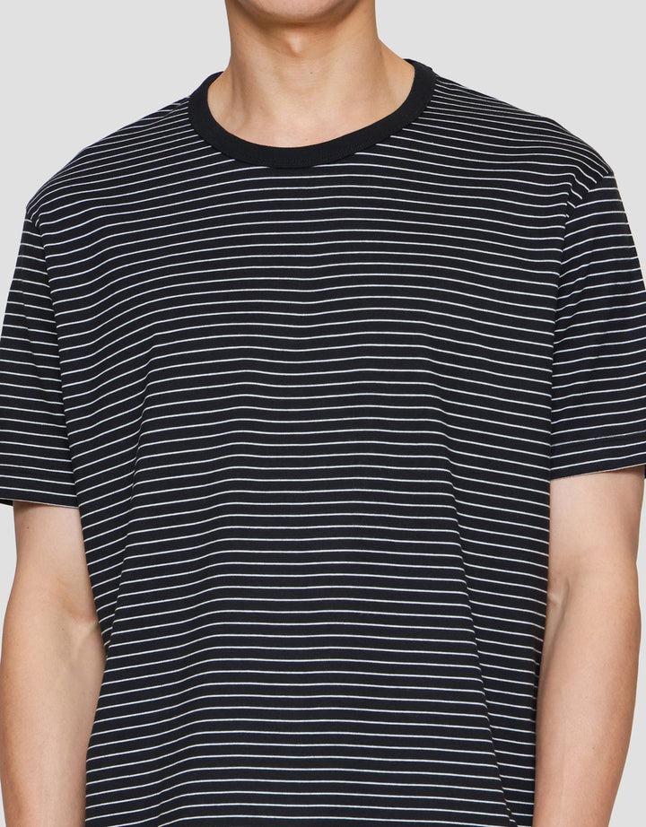Cole Stripes Small Neck Kaos Lengan Pendek Pria