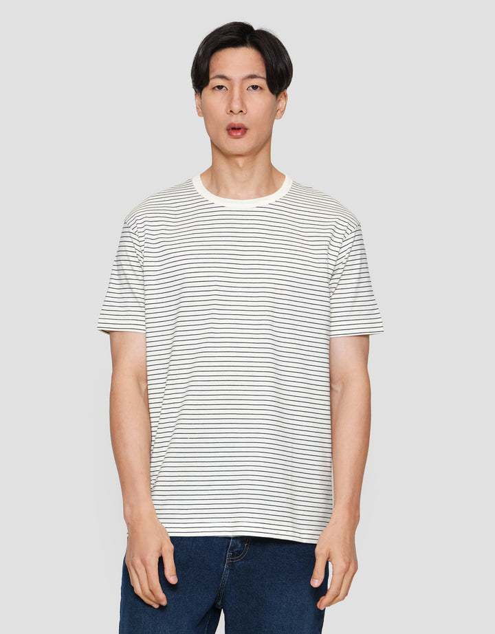 Cole Stripes Small Neck Kaos Lengan Pendek Pria