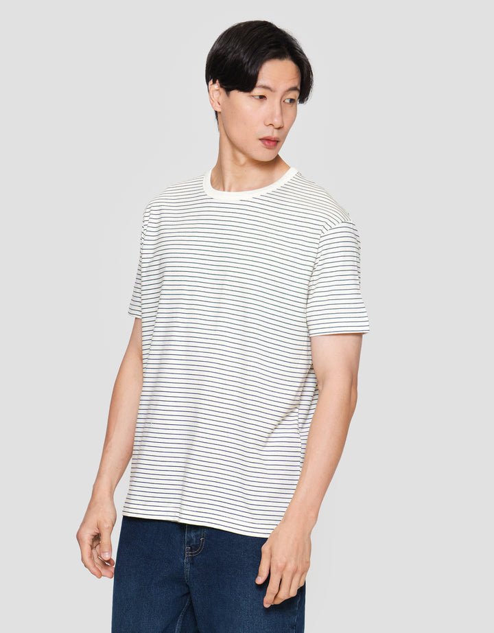 Cole Stripes Small Neck Kaos Lengan Pendek Pria