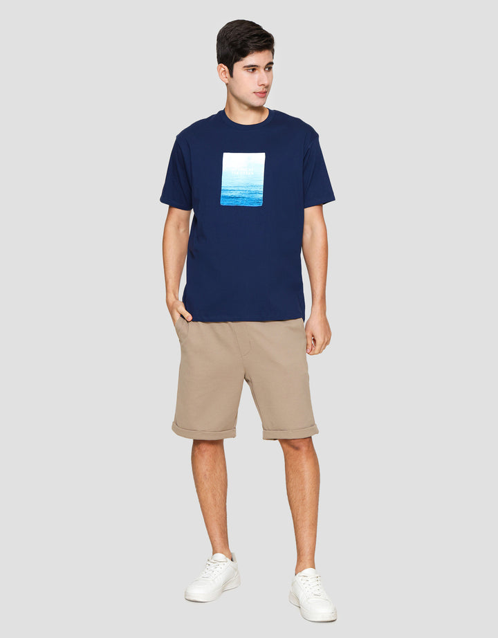 Cole Graphic Sea Print Patches Kaos Lengan Pendek Pria