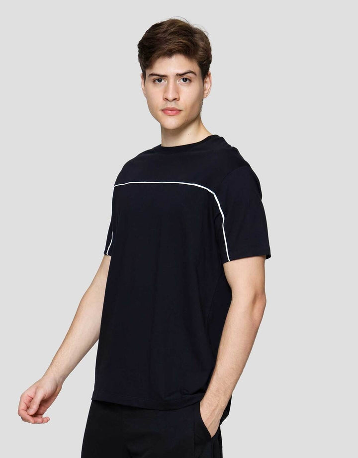 Cole Solid Interlock Piping Kaos Lengan Pendek Pria