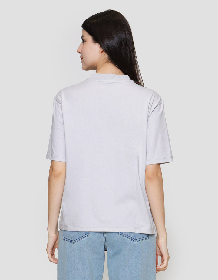 Suko Oversized Graphic Stich Print Kaos Wanita