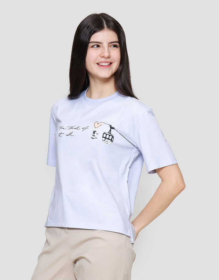 Suko Graphic Print Love Kerah Bulat Lengan Pendek Kaos Oversize Wanita