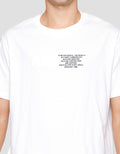 Cole Graphic Embossed Kaos Lengan Pendek Pria