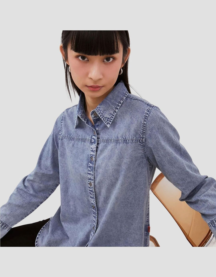 Dust Kemeja Nyaman dan Modis Wanita