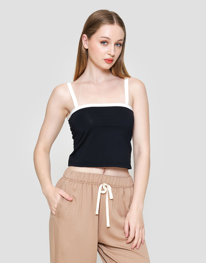 Nevada Contrast Basic Kaos Tanktop Wanita