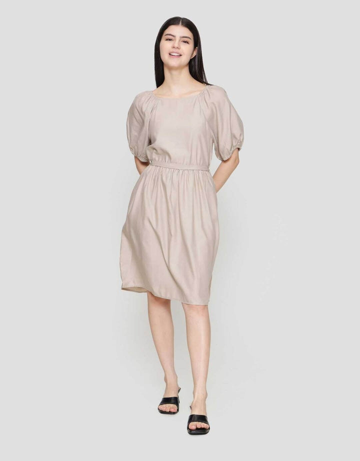 Suko Gaun Balon Kerah Kotak Lengan Pendek