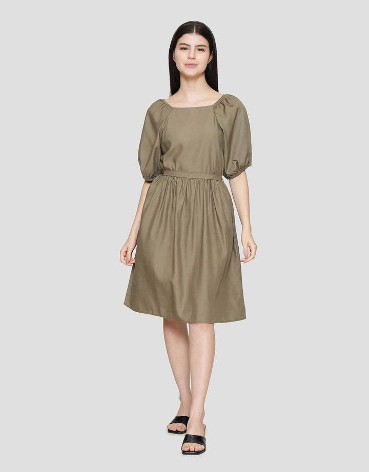 Suko Gaun Balon Kerah Kotak Lengan Pendek