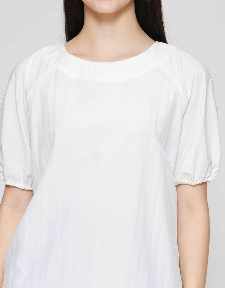 Suko Kerah Bulat Lengan Pendek Blouse Wanita