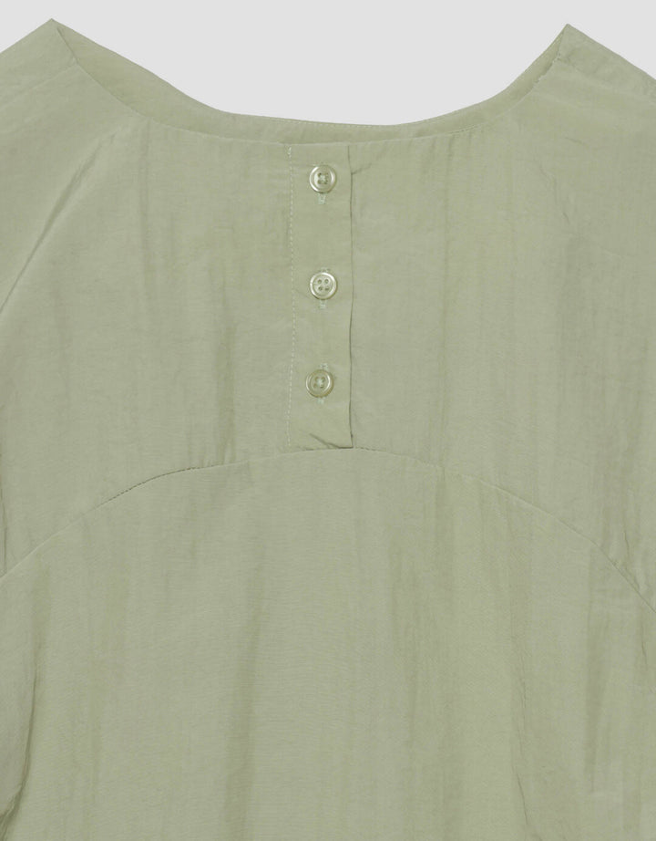 Suko Kerah Bulat Lengan Pendek Blouse Wanita