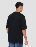 Lois Print Tractor Kaos Oversize Lengan Pendek Pria
