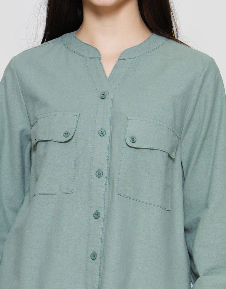 Expand Gevena Blouse Wanita