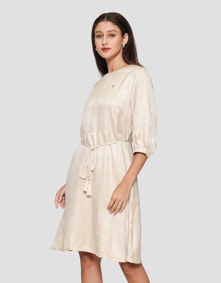 Expand Nora Dress Wanita