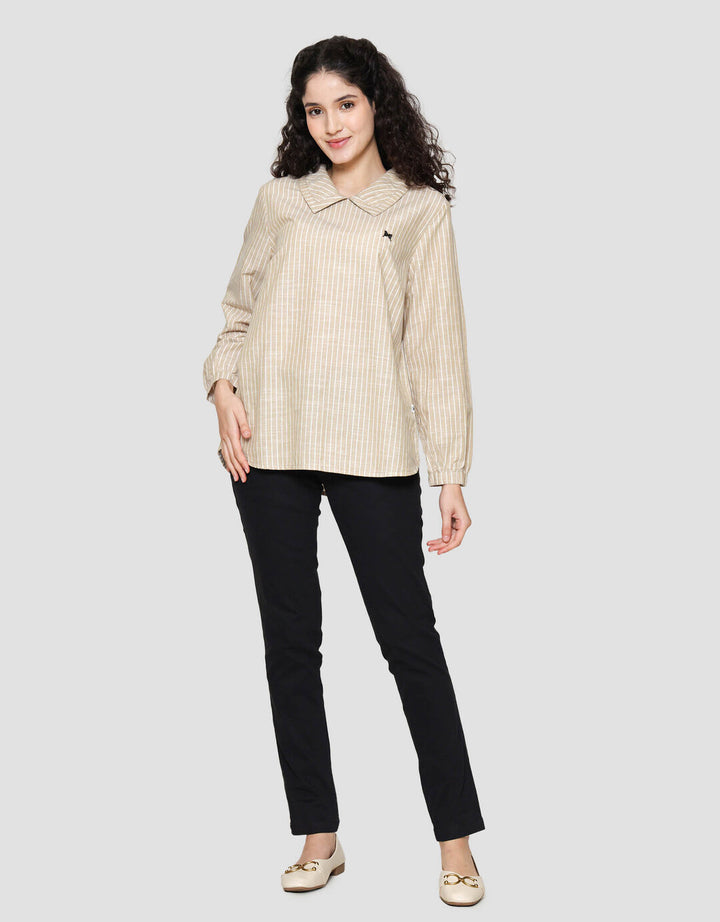 Expand Ileata Blouse Wanita