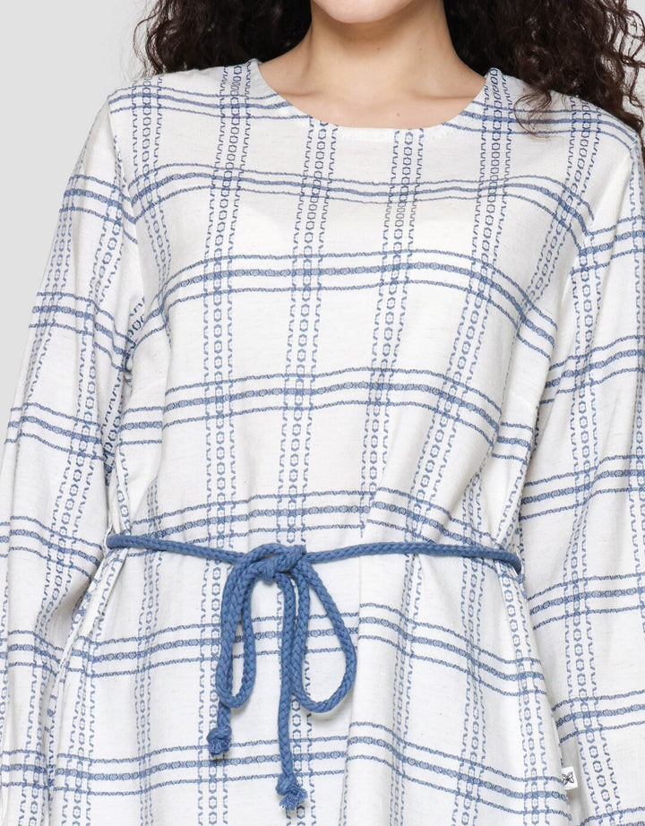 Expand Hia Blouse Wanita