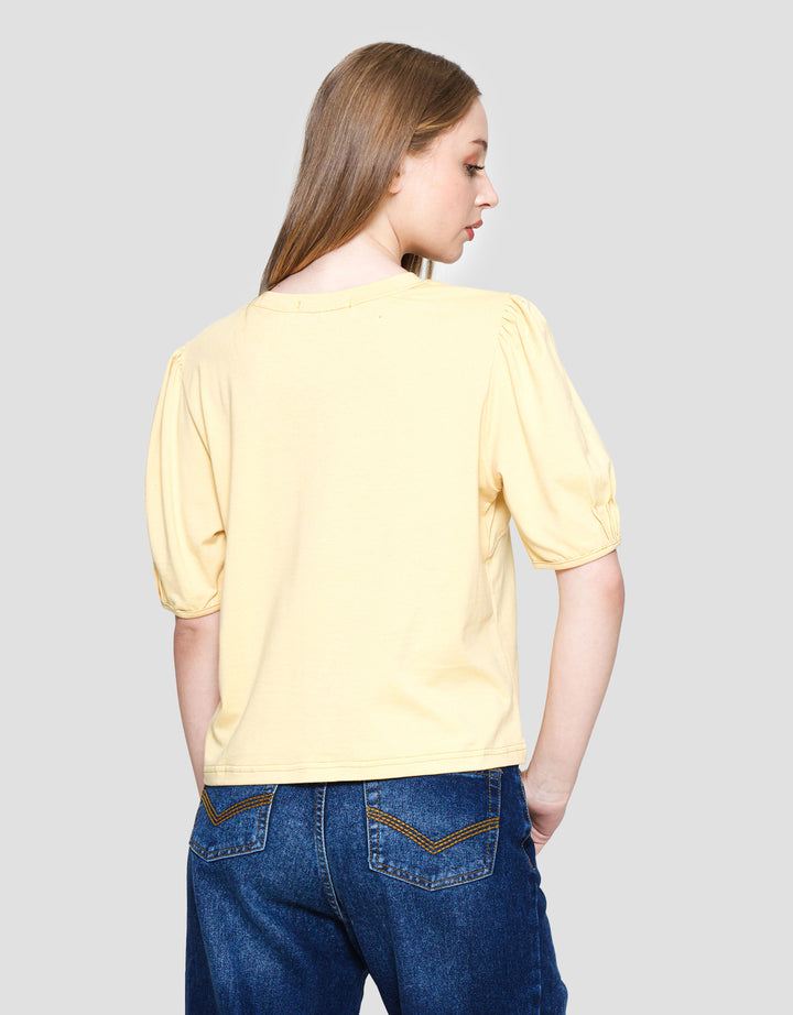 Exit Lesya Kaos Wanita