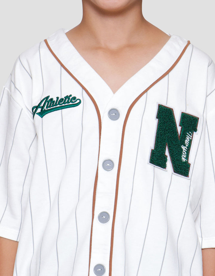 Nevada Buttoned Down Baseball Stripes Chenille Kemeja Anak Laki-laki
