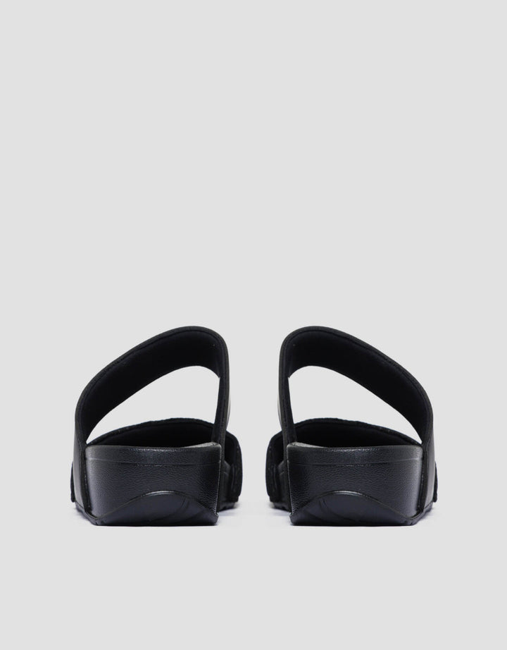 St. Yves Simply Sandal Slipper Wanita