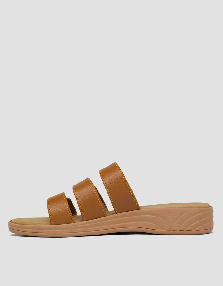 St. Yves Three Buckles Sandal Slipper Wanita