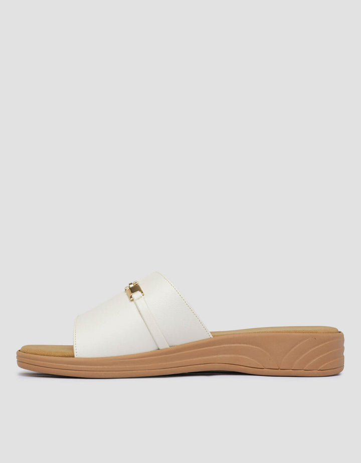 St. Yves Beauty Sandal Slipper Wanita