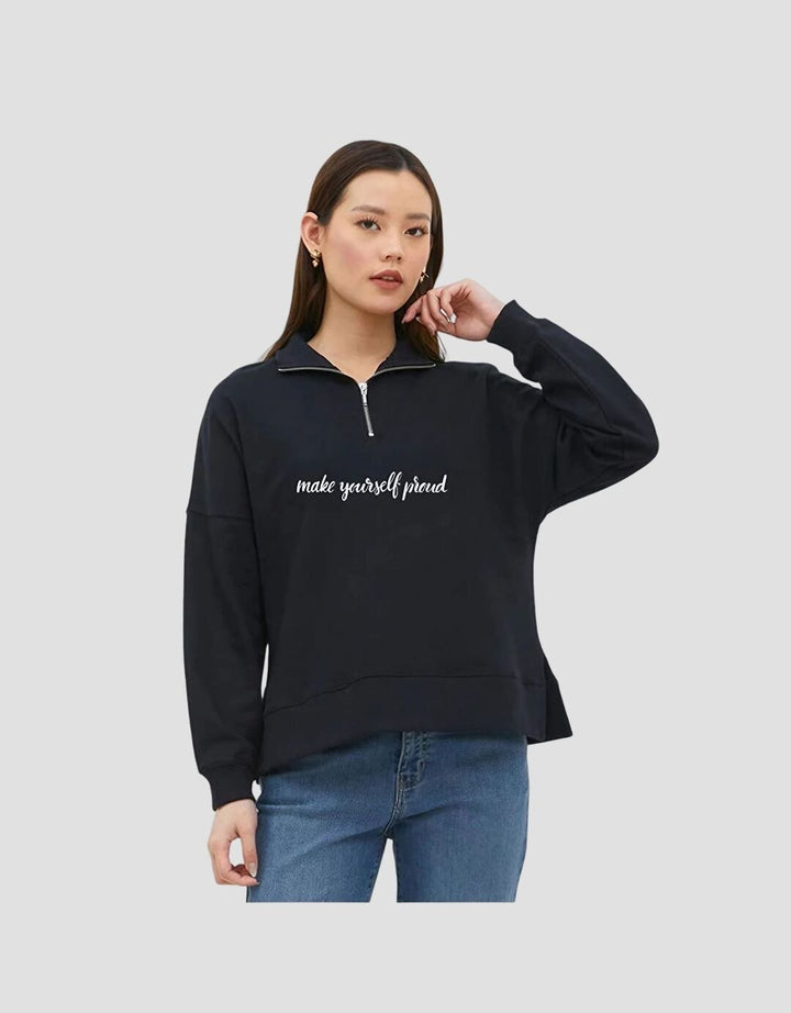 Geela Maitri kaos cetak grafis Wanita