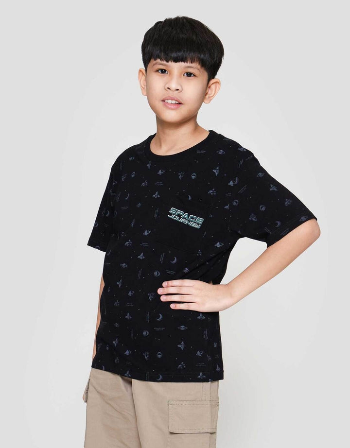 Nevada Full Print Space Contrast Sleeves With Pocket Kaos Anak Laki-laki