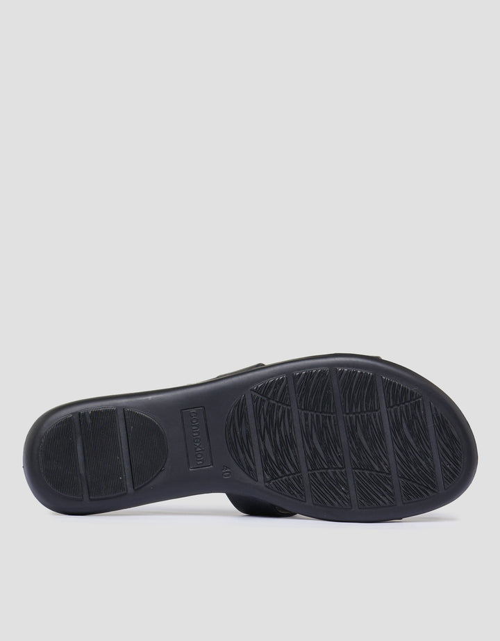 Connexion Sandal Slipper Wanita