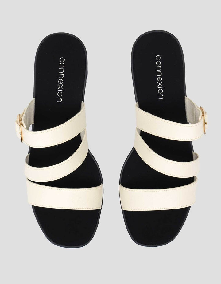 Connexion One Buckles Sandal Slipper Wanita