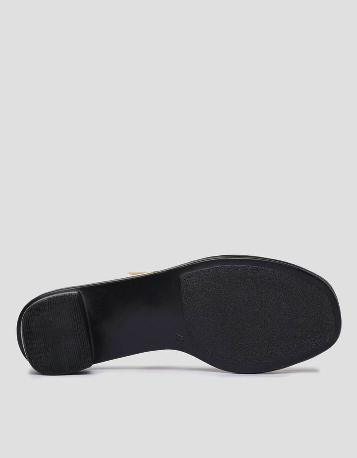 Connexion One Buckles Sandal Slipper Wanita