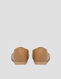 Connexion Sepatu Flat Wanita