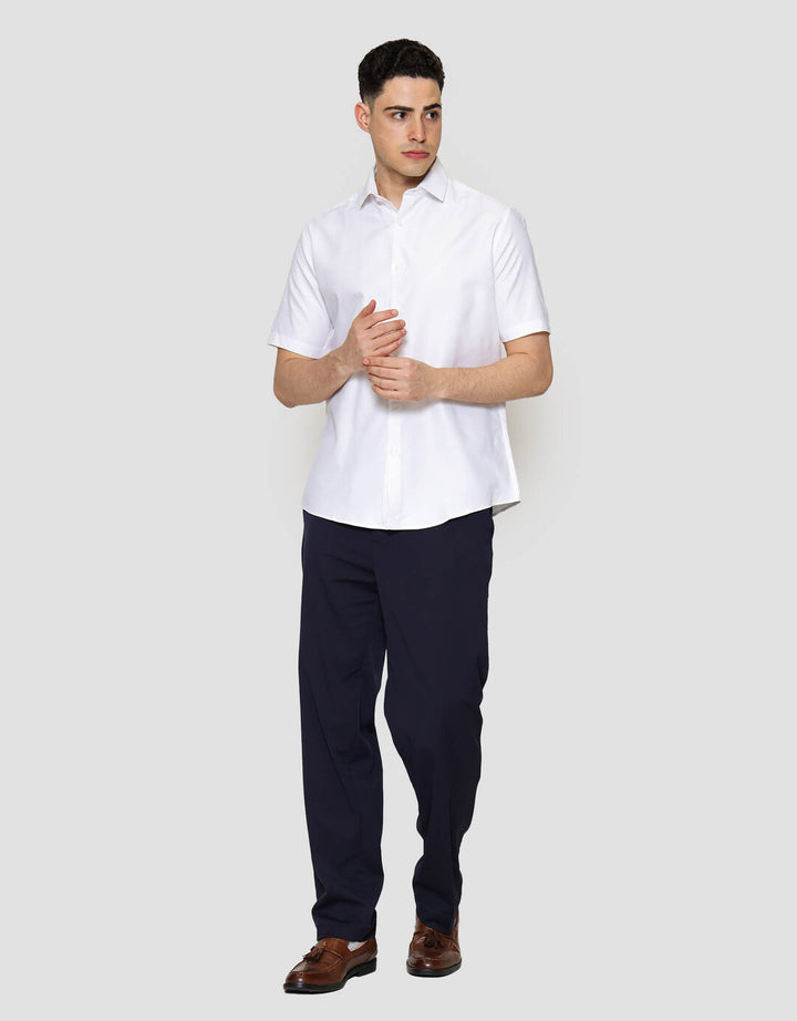 Cole Slim Fit Texture Dobby Kemeja Pria